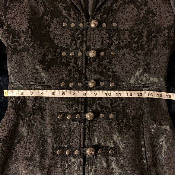 Hearts & Roses Coat - Picture 7 of 8